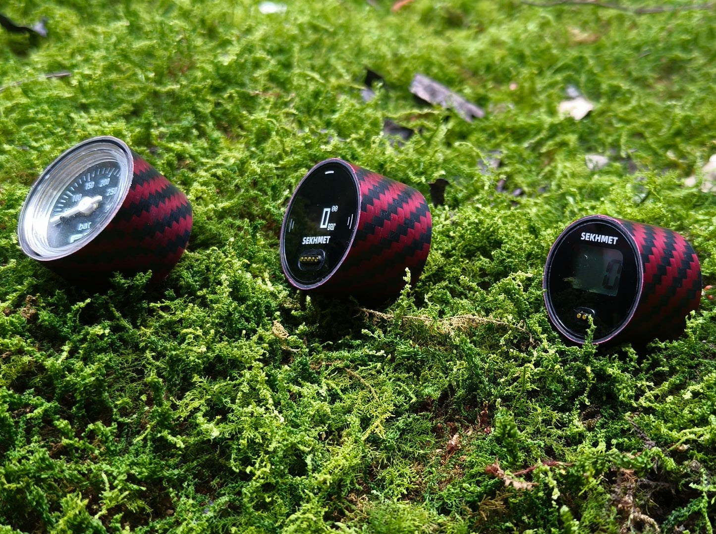Carbon Fiber Pressure Gauge Cover-Burgundy